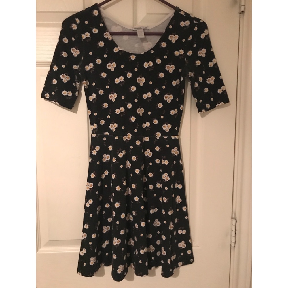 Charlotte Russe Black Daisy Dress